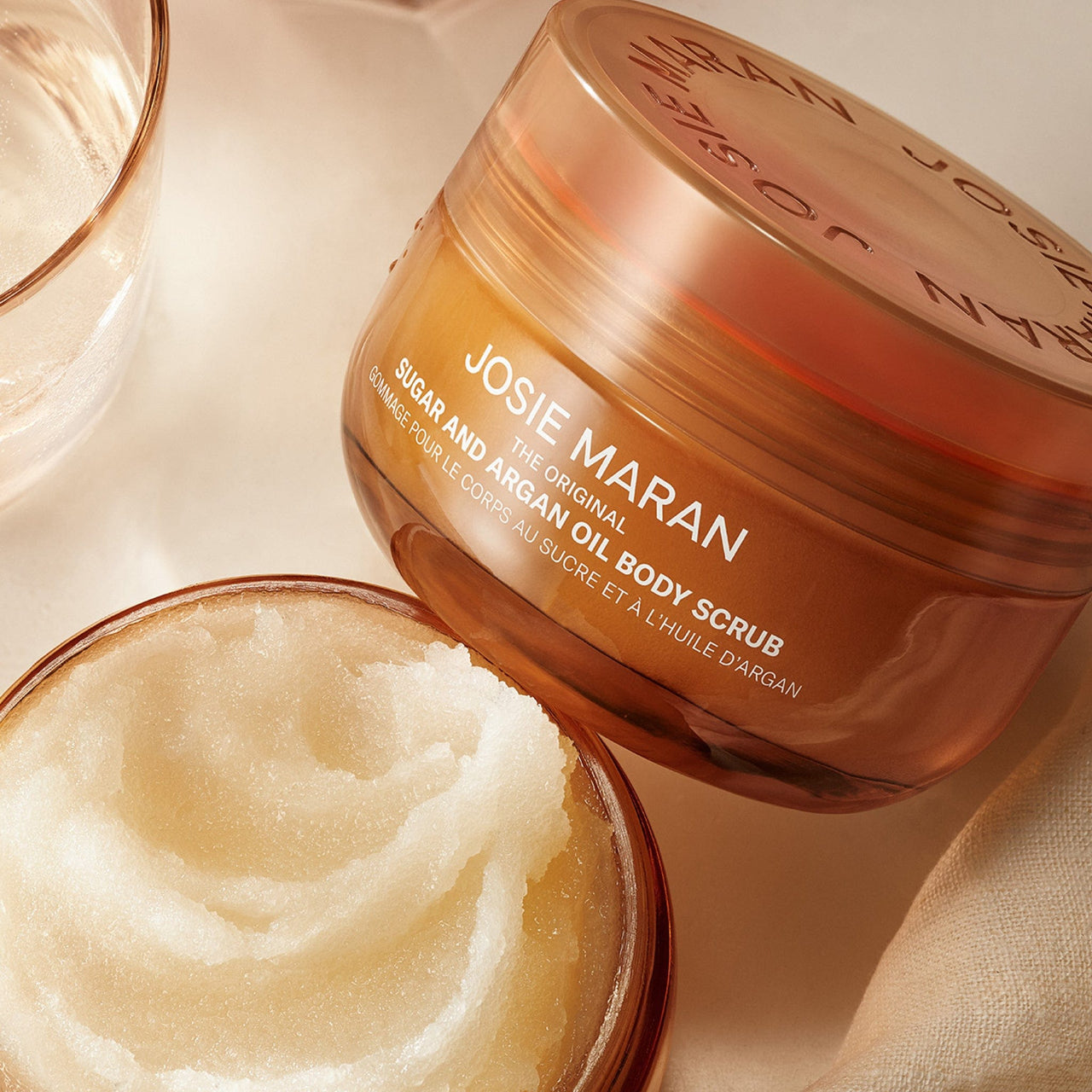 Josie Maran Sugar & Argan Oil Body Scrub - Vanilla Vibezzz 6fl oz